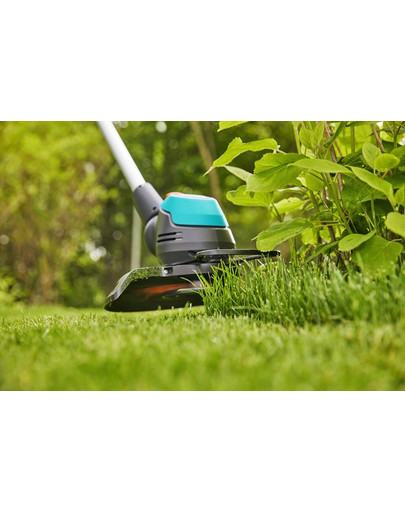 GARDENA Akumulátorový vyžínač trávy EasyCut 23 / 18V P4A s batériou