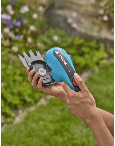 GARDENA Akumulátorové nožnice na trávu a kríky ClassicCut Li